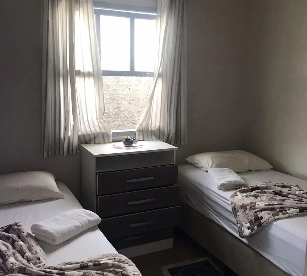 Casa de Férias Casa Aconchegante Com Vista Vila Sombrio Brasil