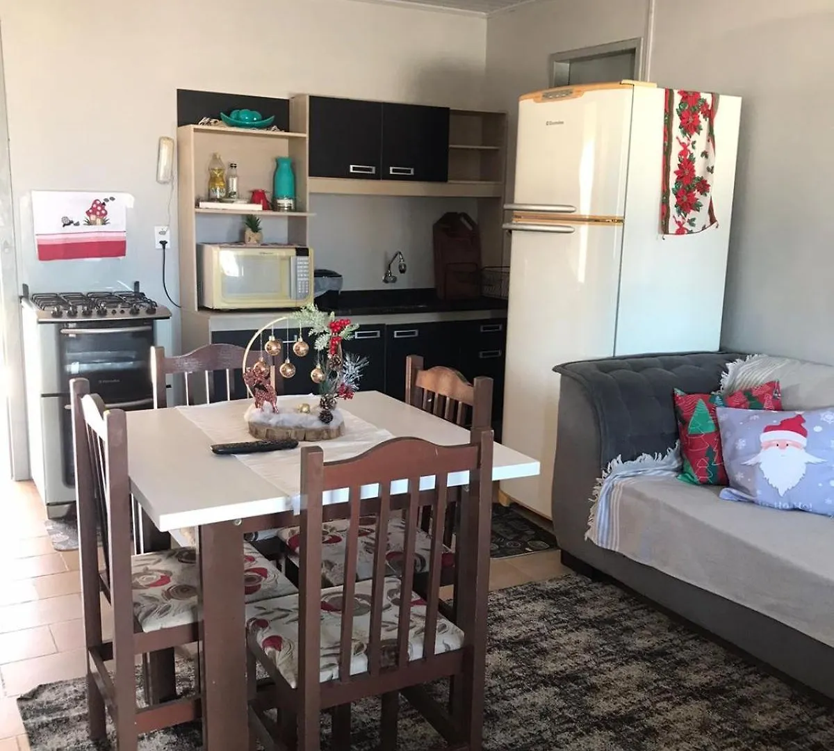 Casa Aconchegante Com Vista Vila Sombrio 0*,